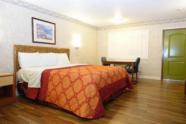 Tropic Lodge image 41