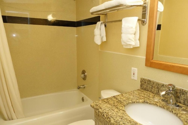 Tropic Lodge image 53